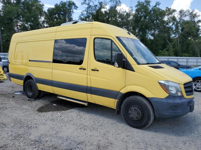 WD3PF4CC0HP410336 - 2017 MERCEDES-BENZ SPRINTER 3500 YELLOW photo 4