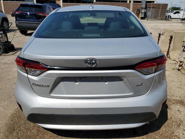 5YFEPMAE8MP210618 - 2021 TOYOTA COROLLA LE Gümüş foto 6