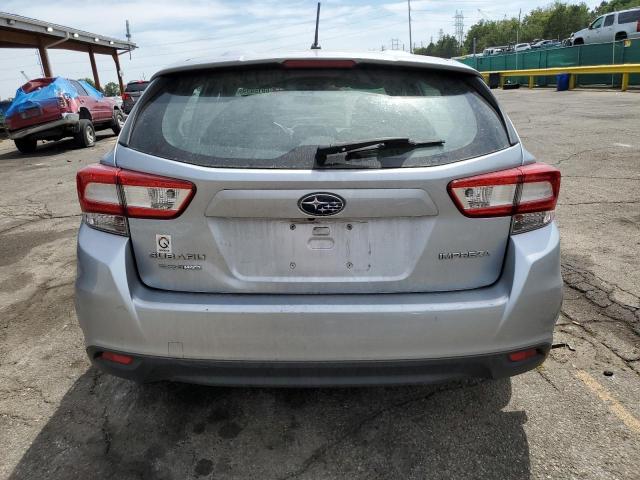 4S3GTAA62J3703792 - 2018 SUBARU IMPREZA SILVER photo 6