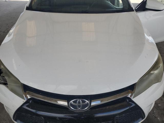4T1BF1FK8GU141578 - 2016 TOYOTA CAMRY LE WHITE photo 11