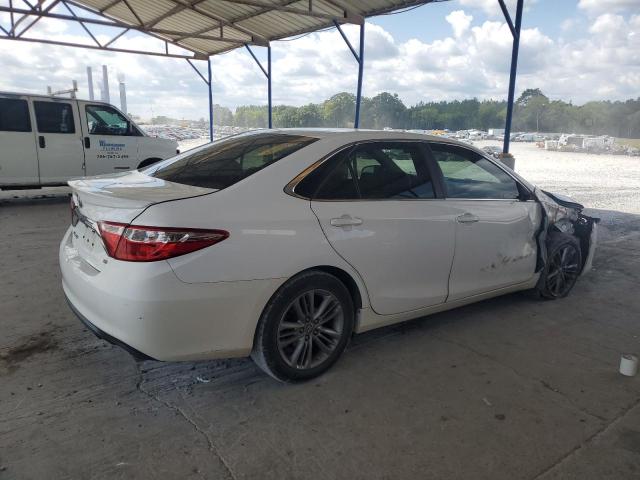 4T1BF1FK8GU141578 - 2016 TOYOTA CAMRY LE WHITE photo 3