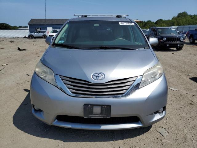 5TDDK3DC2DS052931 - 2013 TOYOTA SIENNA XLE SILVER photo 5