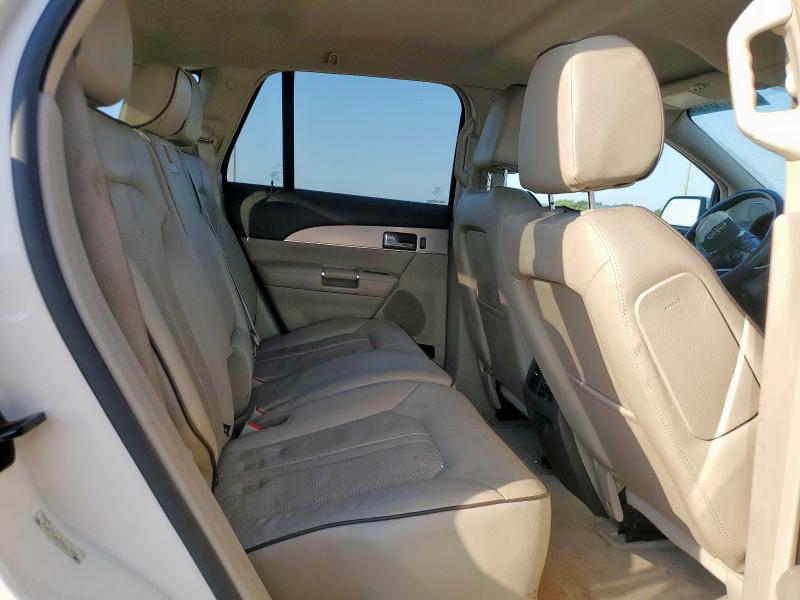 2LMDJ6JK4DBL23599 - 2013 LINCOLN MKX WHITE photo 11