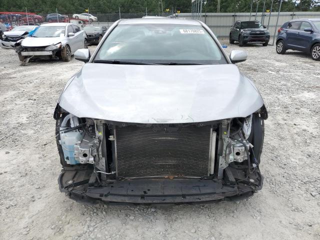 4T1B11HK6KU715714 - 2019 TOYOTA CAMRY L SILVER photo 5