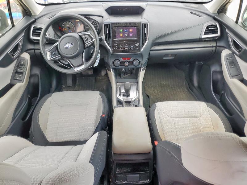 JF2SKADC6LH603054 - 2020 SUBARU FORESTER GREEN photo 8