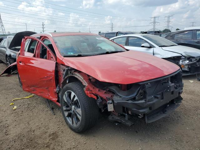 W04GV8SX9J1095575 - 2018 BUICK REGAL TOURX ESSENCE RED photo 4