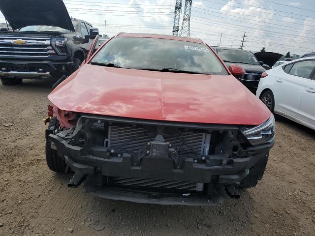 W04GV8SX9J1095575 - 2018 BUICK REGAL TOURX ESSENCE RED photo 5