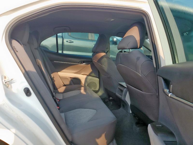 4T1C11AK0RU919224 - 2024 TOYOTA CAMRY LE WHITE photo 10