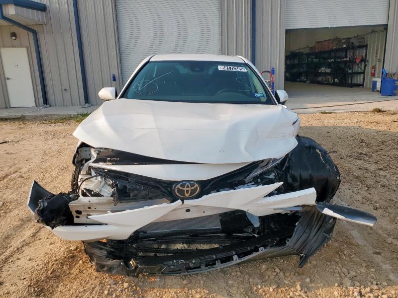 4T1C11AK0RU919224 - 2024 TOYOTA CAMRY LE WHITE photo 5