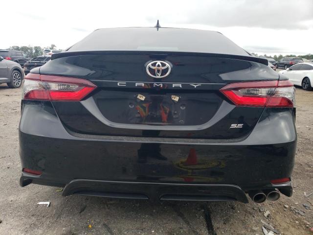4T1G11AKXRU861298 - 2024 TOYOTA CAMRY SE NIGHT SHADE BLACK photo 6