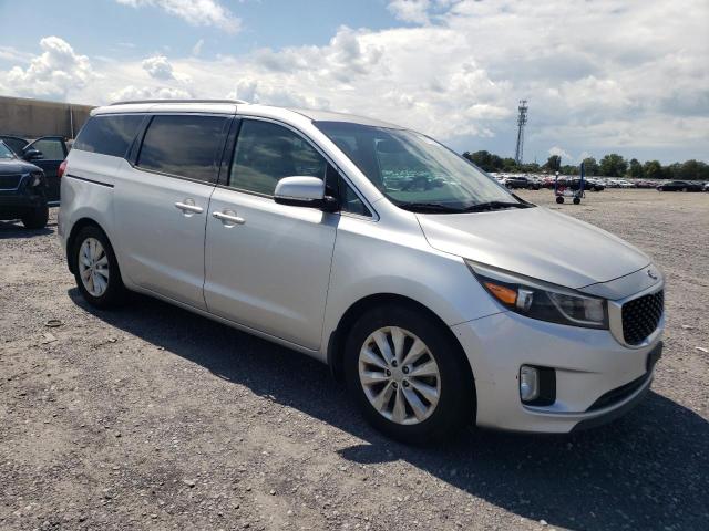 KNDMC5C16F6048036 - 2015 KIA SEDONA EX SILVER photo 4