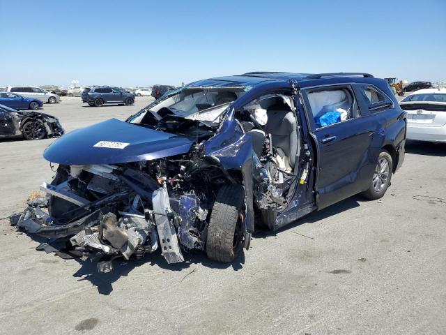 2023 TOYOTA SIENNA XLE, 