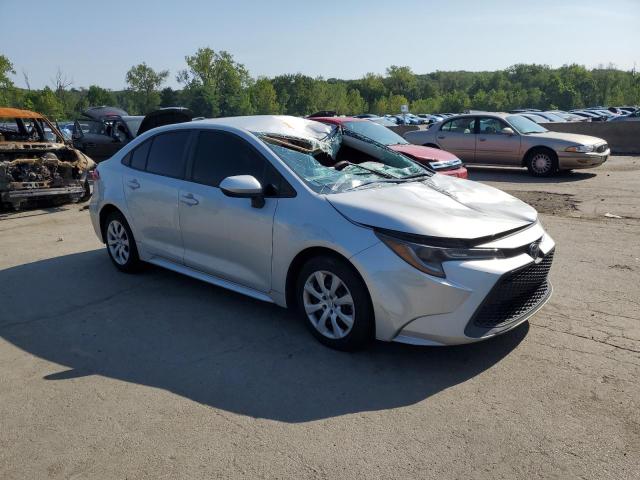 5YFEPMAE4MP226475 - 2021 TOYOTA COROLLA LE SILVER photo 4