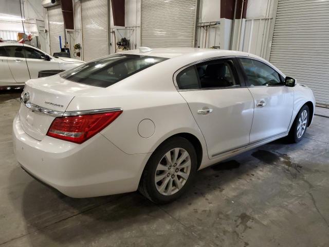 1G4GB5GR6FF190219 - 2015 BUICK LACROSSE WHITE photo 3