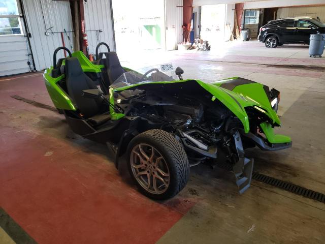 57XAAPHDXN8150103 - 2022 POLARIS SLINGSHOT SL GREEN photo 4