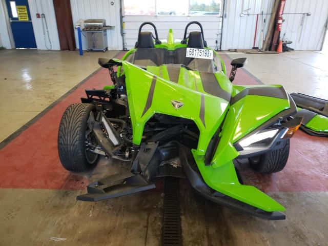 57XAAPHDXN8150103 - 2022 POLARIS SLINGSHOT SL GREEN photo 5