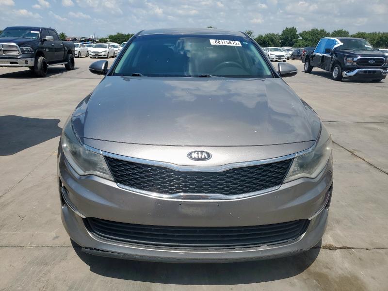 5XXGT4L33JG229095 - 2018 KIA OPTIMA LX ნაცრისფერი ფოტო 5