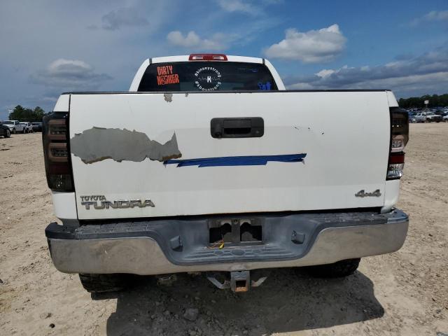 5TFUW5F1XBX186654 - 2011 TOYOTA TUNDRA DOUBLE CAB SR5 WHITE photo 6