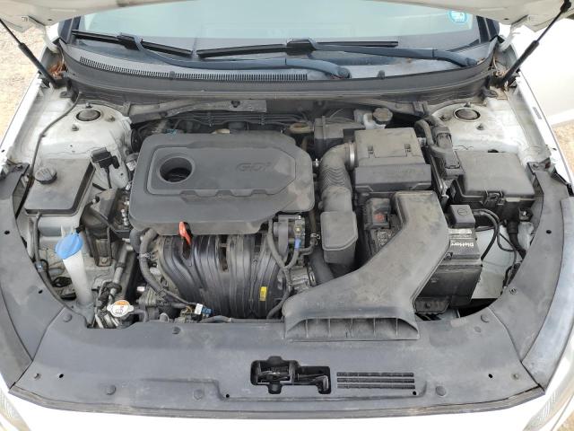 5NPE24AF4JH684789 - 2018 HYUNDAI SONATA SE Blanc photo 11