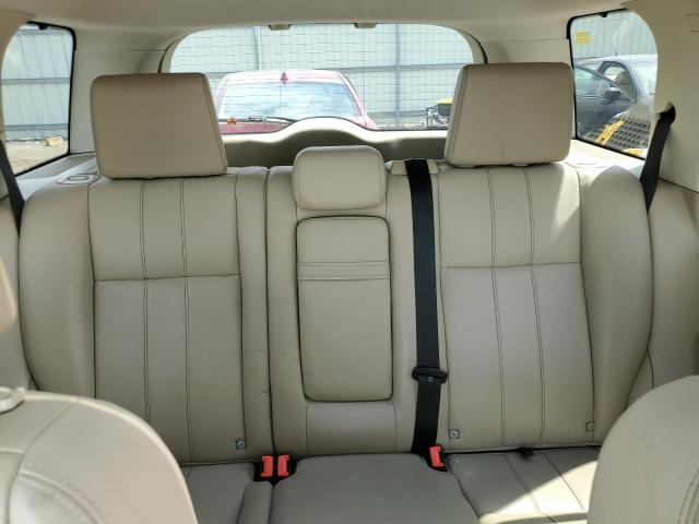 SALFR2BN3BH273242 - 2011 LAND ROVER LR2 HSE WHITE photo 10