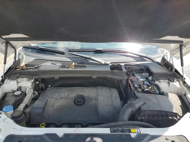 SALFR2BN3BH273242 - 2011 LAND ROVER LR2 HSE WHITE photo 12