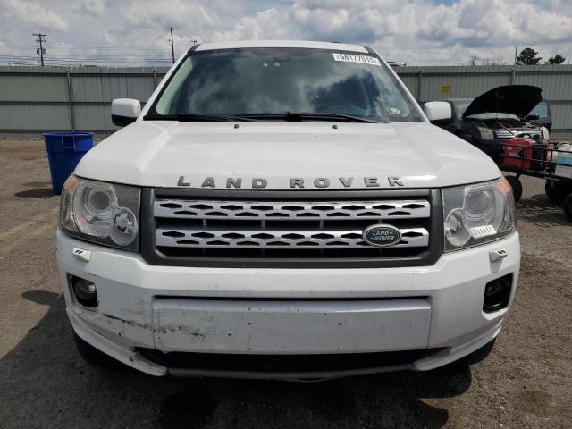 SALFR2BN3BH273242 - 2011 LAND ROVER LR2 HSE WHITE photo 5