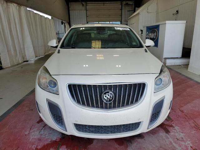 2G4GV5GV5D9226900 - 2013 BUICK REGAL GS WHITE photo 5