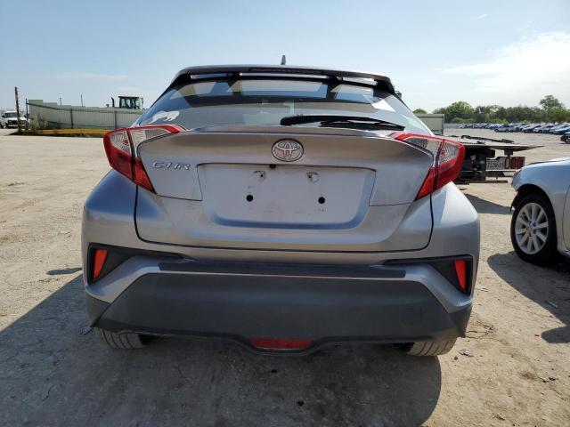 NMTKHMBX3JR056837 - 2018 TOYOTA C-HR XLE SILVER photo 6