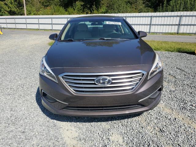 5NPE24AF6HH511494 - 2017 HYUNDAI SONATA SE BROWN photo 5