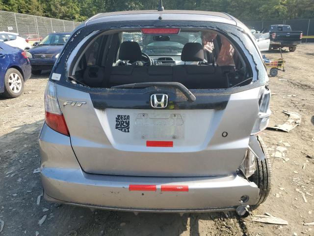 JHMGE8H28AC030091 - 2010 HONDA FIT SILVER photo 6