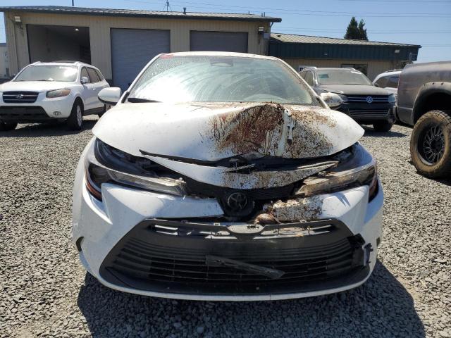JTDB4MEE9R3016458 - 2024 TOYOTA COROLLA LE WHITE photo 5