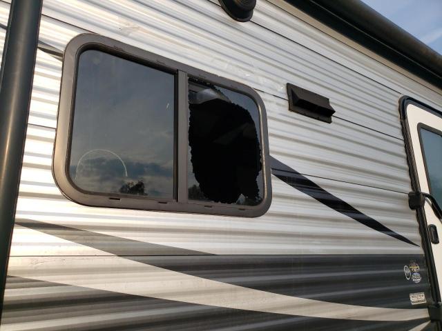 4YDT31127J3105481 - 2018 SPRN CAMPER GRAY photo 9