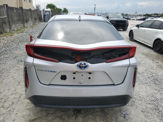 JTDKARFP3J3093188 - 2018 TOYOTA PRIUS PRIM 银色 照片 6