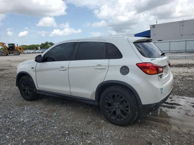 JA4AP3AU6HZ053046 - 2017 MITSUBISHI OUTLANDER ES Biały zdjęcie 2