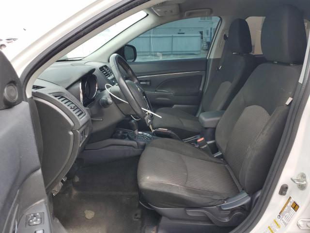 JA4AP3AU6HZ053046 - 2017 MITSUBISHI OUTLANDER ES Biały zdjęcie 7