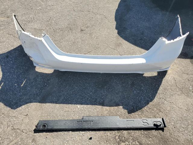 4T1B11HK5JU043689 - 2018 TOYOTA CAMRY L 白色 照片 12