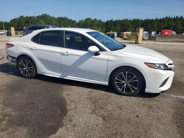 4T1B11HK5JU043689 - 2018 TOYOTA CAMRY L 白色 照片 4