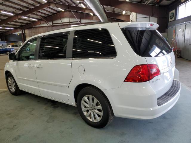 2C4RVABG5ER134881 - 2014 VOLKSWAGEN ROUTAN SE WHITE photo 2