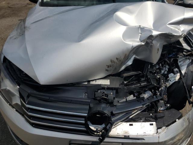 1VWBP7A39DC039290 - 2013 VOLKSWAGEN PASSAT SE ვერცხლისფერი ფოტო 11