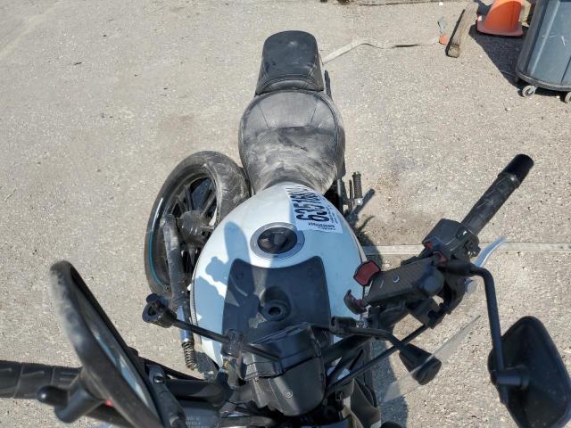 JKAENEC15NDA04065 - 2022 KAWASAKI EN650 C Biały zdjęcie 10