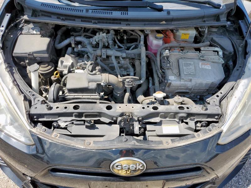 JTDKDTB33G1126783 - 2016 TOYOTA PRIUS C 黑色 照片 11