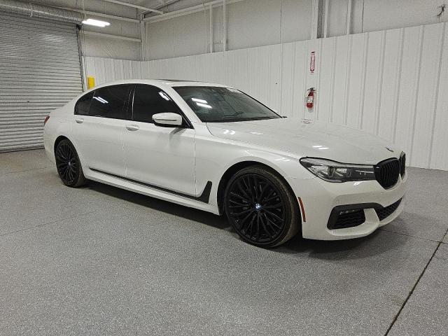 WBA7E2C56KB216698 - 2019 BMW 740 I WHITE photo 4
