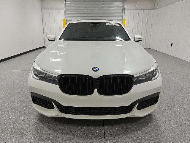 WBA7E2C56KB216698 - 2019 BMW 740 I WHITE photo 5