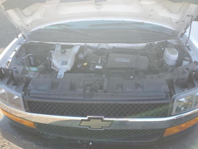 1GCWGAFG8J1907445 - 2018 CHEVROLET EXPRESS G2 白色 照片 11