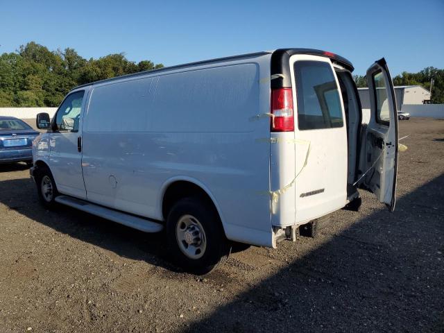 1GCWGAFG8J1907445 - 2018 CHEVROLET EXPRESS G2 白色 照片 2