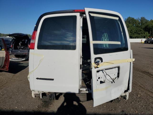 1GCWGAFG8J1907445 - 2018 CHEVROLET EXPRESS G2 白色 照片 6