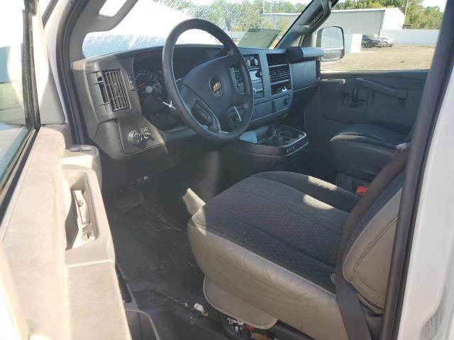 1GCWGAFG8J1907445 - 2018 CHEVROLET EXPRESS G2 白色 照片 8
