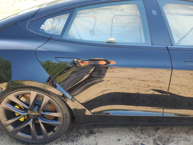 5YJSA1E52MF437733 - 2021 TESLA MODEL S შავი ფოტო 10