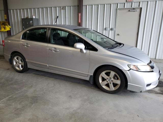 2HGFA16689H306320 - 2009 HONDA CIVIC LX-S Արծաթագույն լուսանկար 4