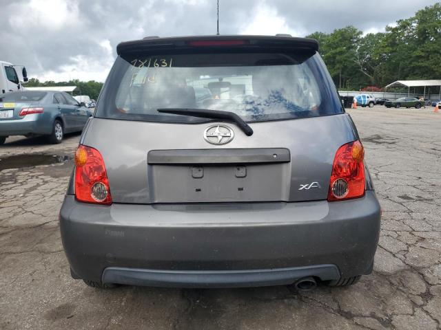 JTKKT624750079363 - 2005 TOYOTA SCION XA GRAY photo 6